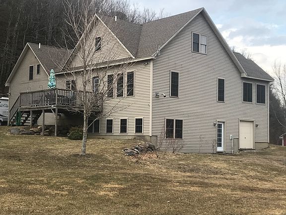 Back view, walkout basement