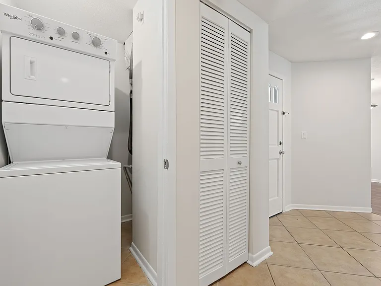 208 S Habana Ave #208B — Photo 19
