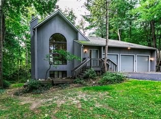 3246 Far Reach Dr, Baldwinsville, NY 13027