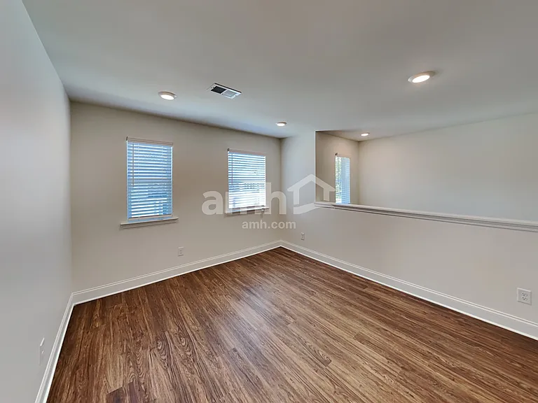 216 Rivulet Dr — Photo 10