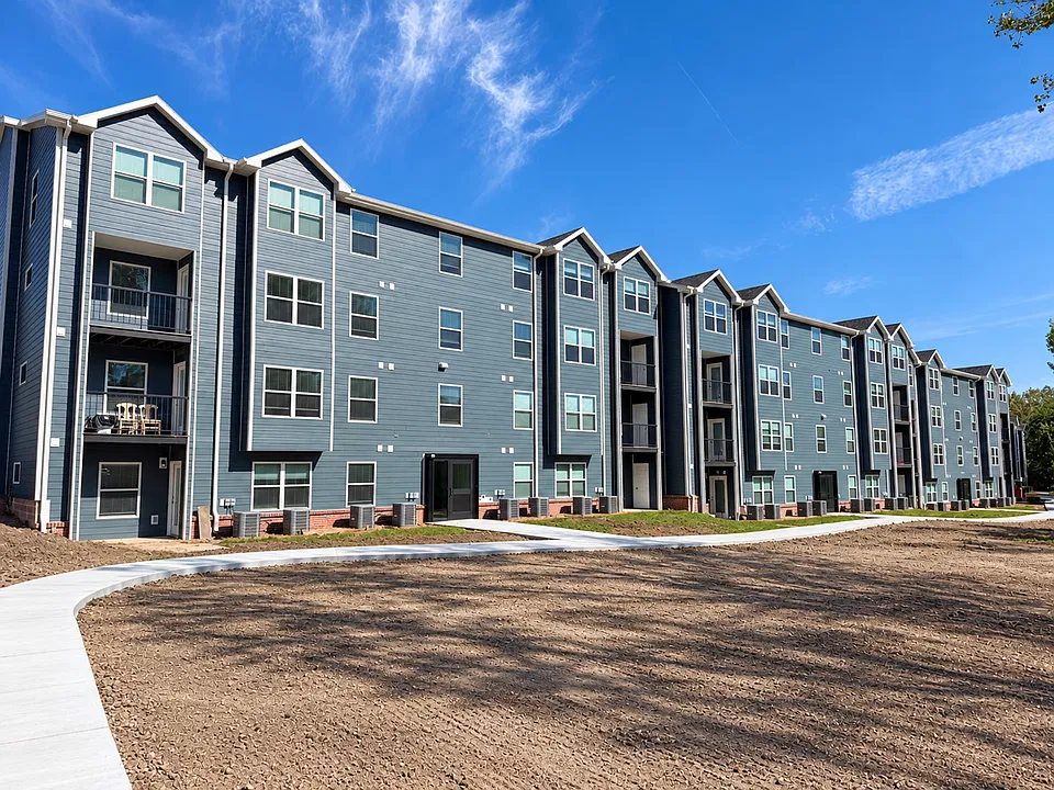 Cottonwood Creek Apartments