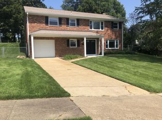 8102 Ainsworth Ave, Springfield, VA 22152