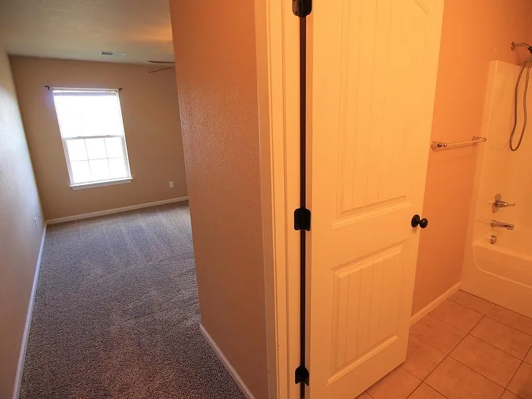 123 Edna St #123-B — Photo 24