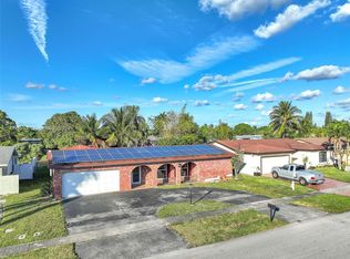 9301 NW 24th Ct, Sunrise, FL 33322