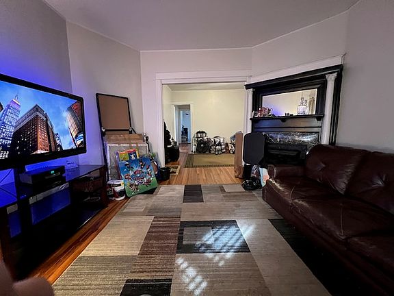 3rd image of 57 W Sidney Ave Floor 2