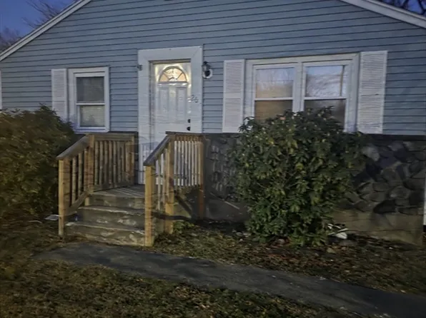 26 Bouve Ave, Brockton, MA 02301