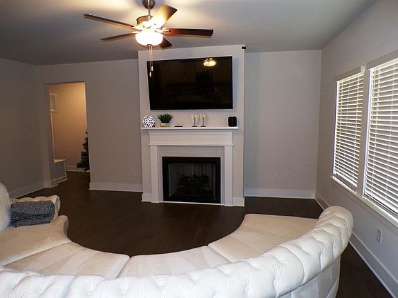 5th image of 44 Riley Eden Ln