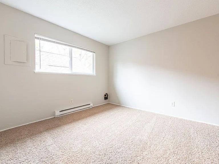 2527 NW Savier St — Photo 10