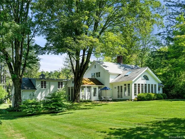 20 Hat Shop Hill Road, Bridgewater, CT 06752