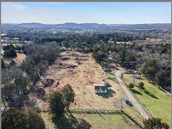 4th image of 4655 Murfreesboro Rd