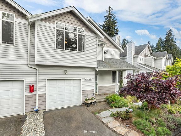 2nd image of 4728 Lakeshore Ln SE #101-B