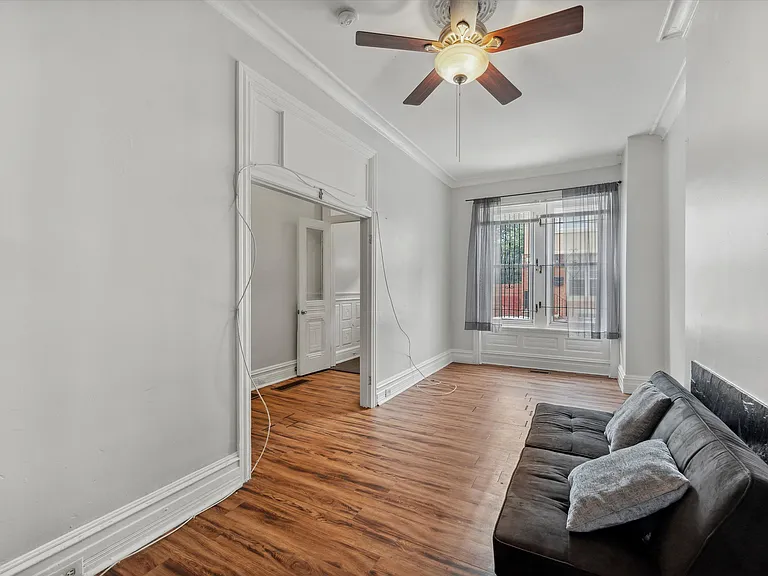 1730 Monument St — Photo 1
