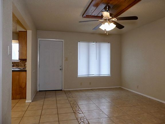 4th image of 1206 Redwood Dr