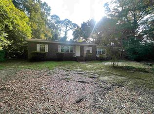 2202 Amelia Cir, Tallahassee, FL 32304