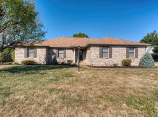 6655 Oak View Ct, Newburgh, IN 47630