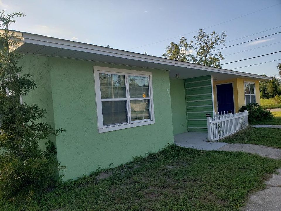 Entry to Green House