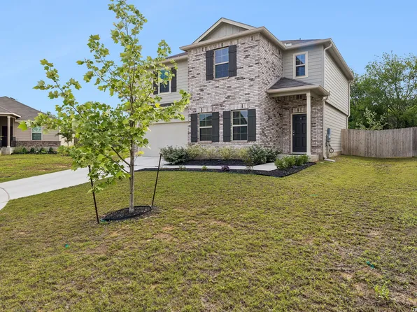 605 Oleander Crk, Seguin, TX 78155
