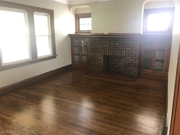 2nd image of 2192-2194 Wyandotte Ave