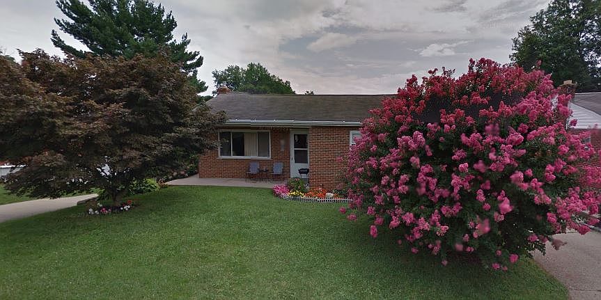 1st image of 21 Sunset Dr