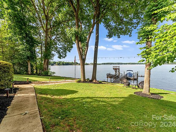4th image of 8017 Blue Water Ct