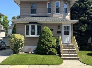 44 Edwin St, Ridgefield Park, NJ 07660