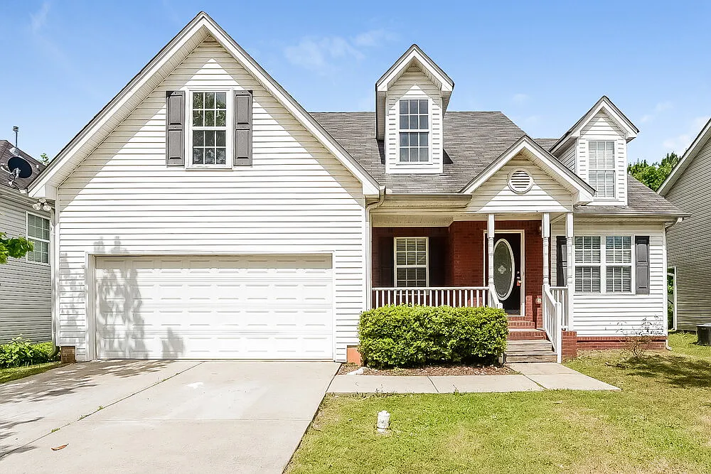 3 bed, 2.5 bath, 1810 sqft, $2,095 — Photo 1