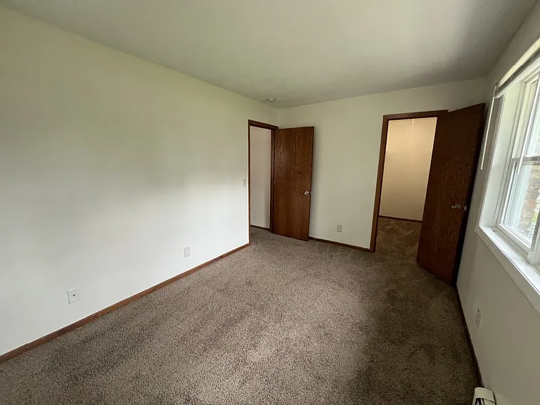 MV Apartments — Photo 13