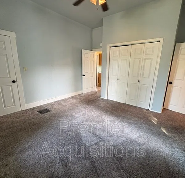 866 Washington Ave #A — Photo 11