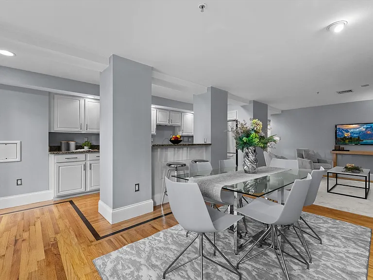 453 Massachusetts Ave #1 — Photo 9