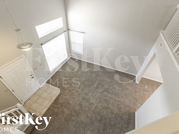 5th image of 7910 Fox Glen Dr