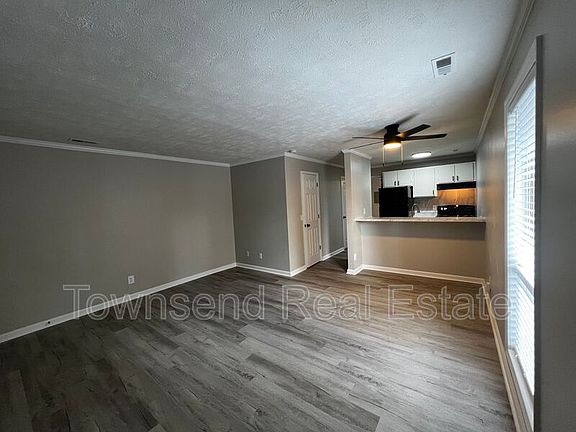 2nd image of 5874H Century Oaks Dr