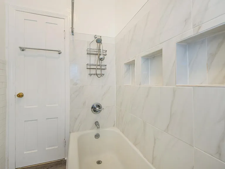 205 Hutton St #2 — Photo 9