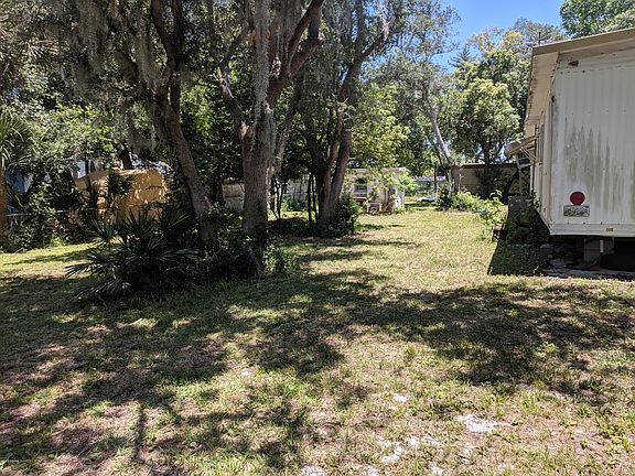 2nd image of 1714 Avenue B