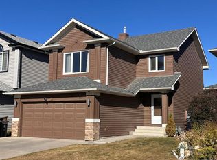 513 SW Citadel Meadow Bay NW, Calgary, AB T3G 4Y9