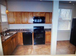 521 10th St SW, Roanoke, VA 24016