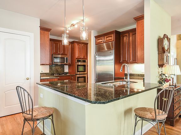 3rd image of 185 S Danbury Ct
