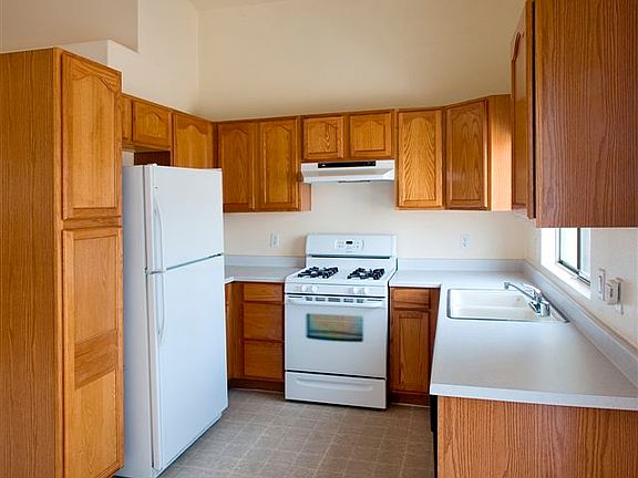 5th image of 7860 Blue Charm Ave