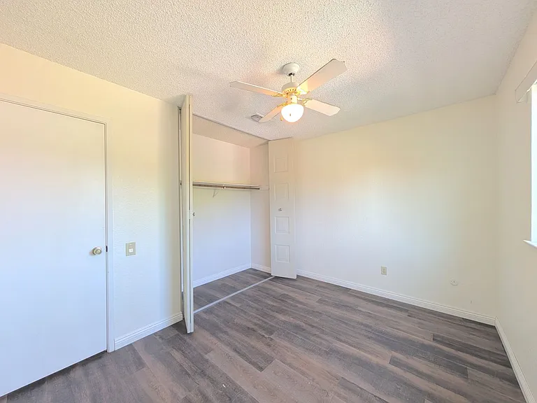 10988 Mira River Ct — Photo 19