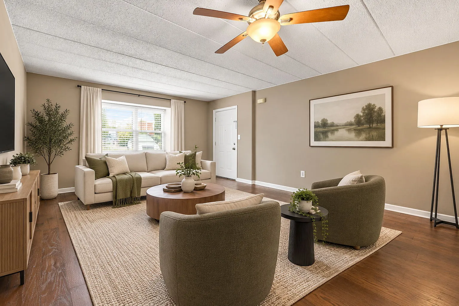 1 bed, 846 sqft, $1,790 — Photo 1