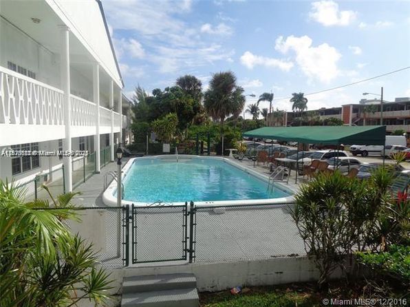 1451 NE 170th St APT 104A