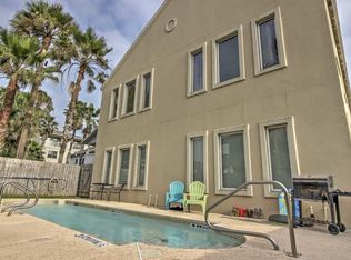112 E Oleander St #4, South Padre Island, TX 78597