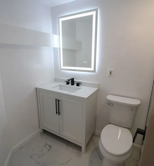 11703 Caplinger Rd #3 — Photo 14
