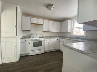 2214 E 10th St, Cheyenne, WY 82001