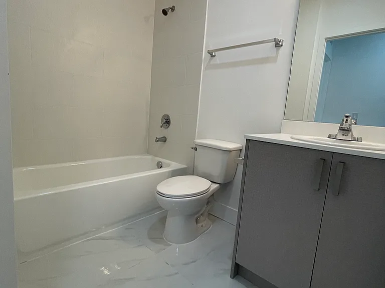 1275 W 26th Pl #E26 — Photo 6