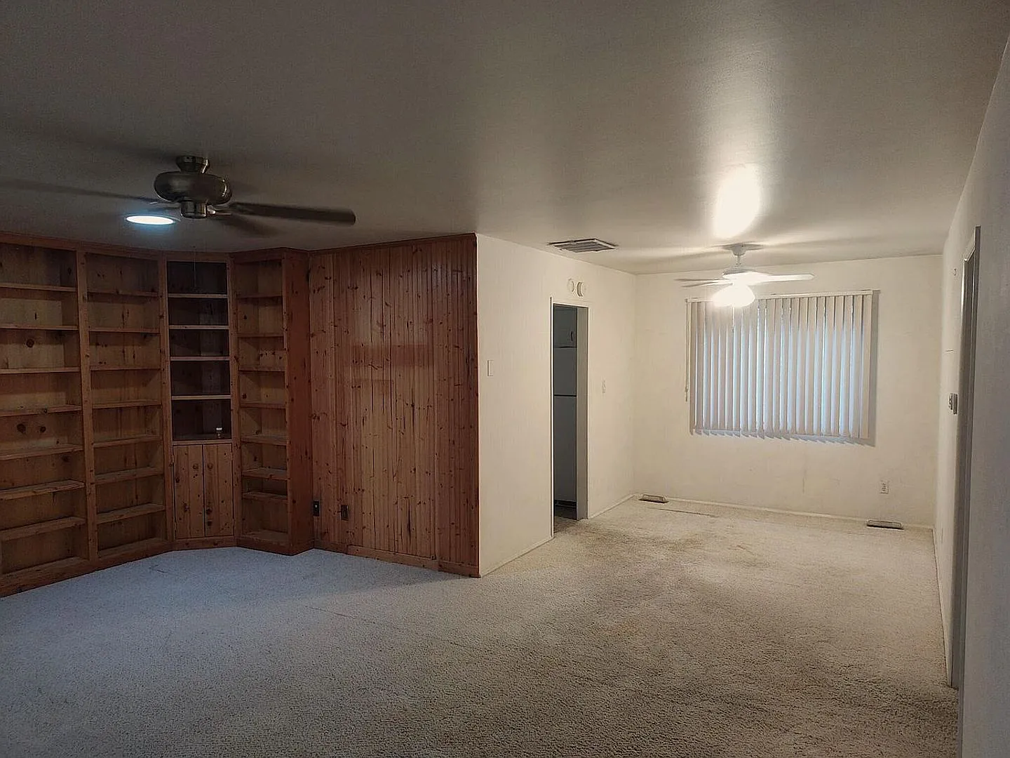 One-level living in Highland Townhouses — Photo 4