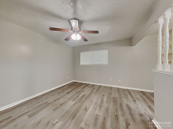 5th image of 10310 Twin Hills Ct