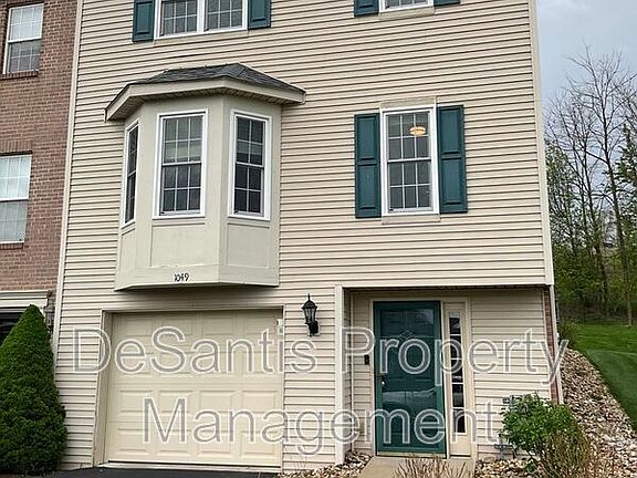 2nd image of 1049 Royal Dr