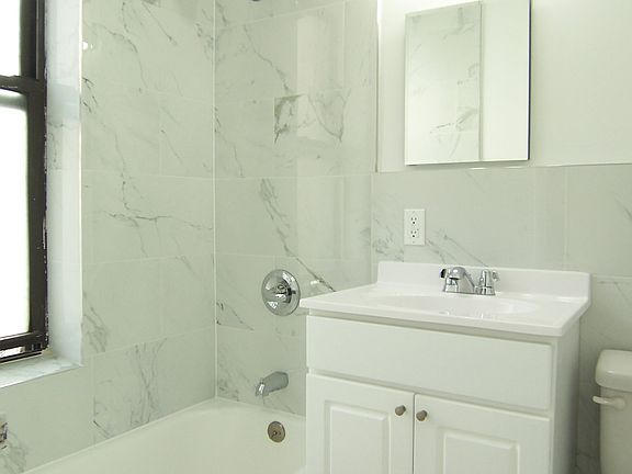 5th image of 443 W 49th St #1ER