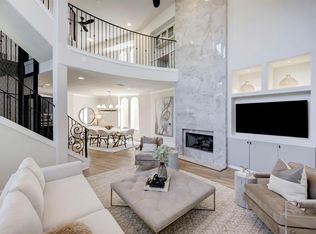 2078 Brentwood Dr, Houston, TX 77019