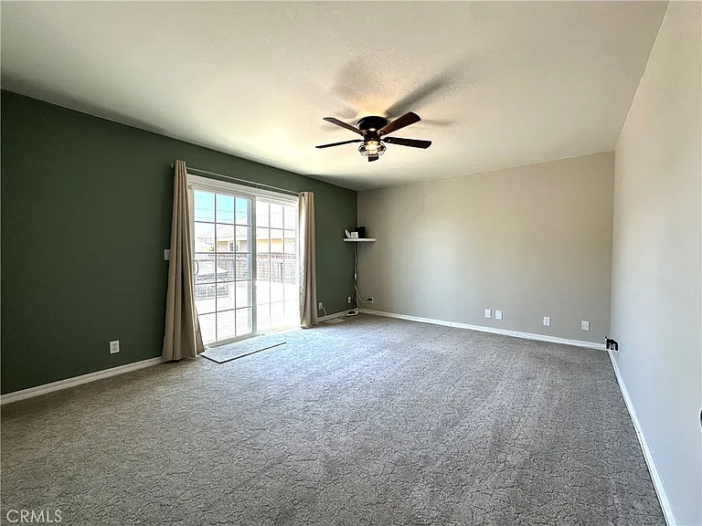 604 Village Ct — Photo 21